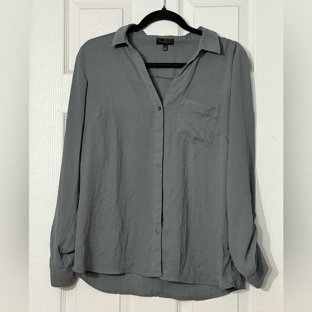 The Limited Women’s 3/4 sleeve Button-Up Blouse
